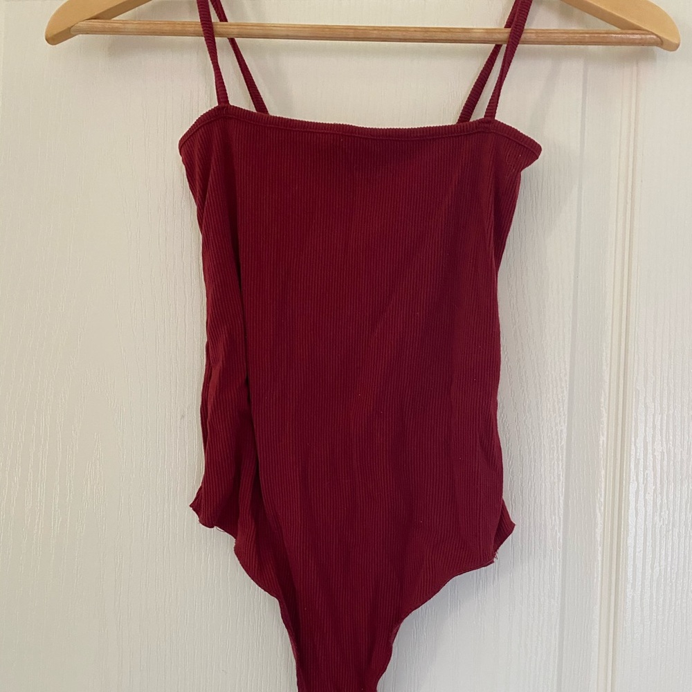 Maroon brandy Melville square neck bodysuit